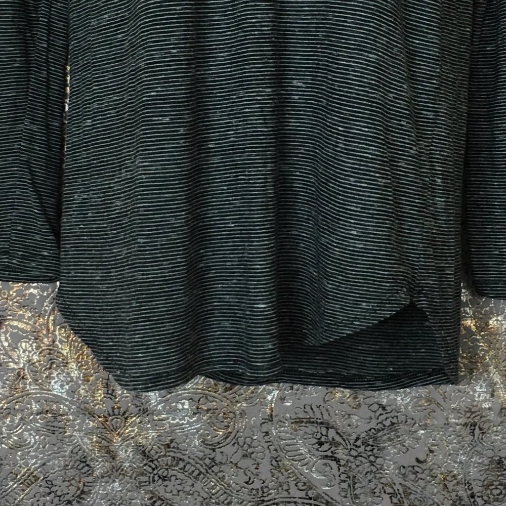 Three Feathers | Striped Top - Picture 3 of 8